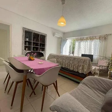 Holiday home Casa Mar: Climatizada, Jardin Privado, Parquing